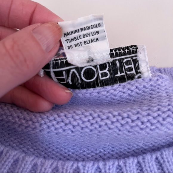 Vintage 70 80 Lavender Classic crew neck Long Sleeve Sweater Retro Barbicore - Picture 12 of 17